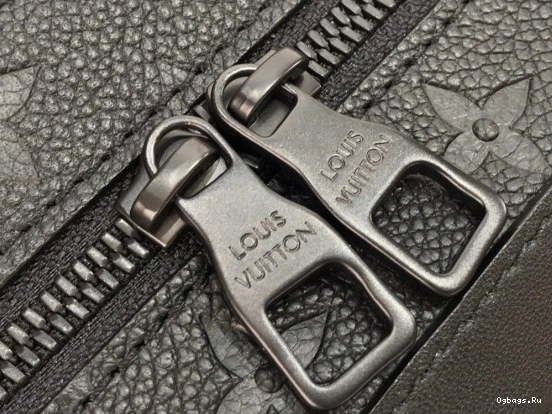 VUITTON LOUIS BOX 0105